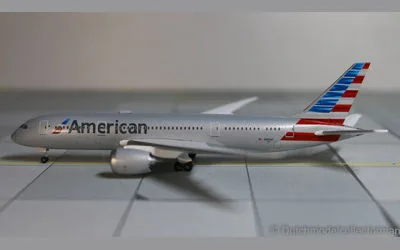 アメリカン航空 ボーイング 787-8 N816AA 画像1