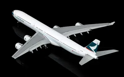 Cathay Pacific Airbus A340-600 B-HQB 1:400 YY Model