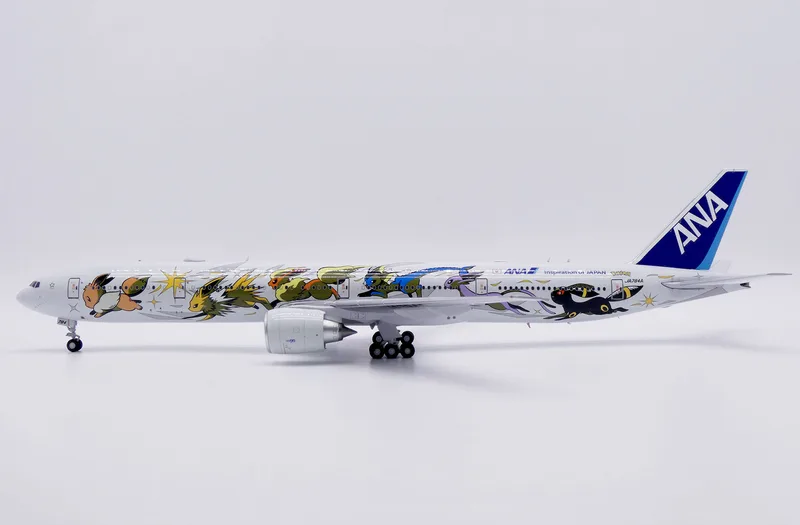 ANA ボーイング 777-300ER JA784A サムネイル5