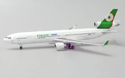 EVA Air McDonnell Douglas MD-11 B-16102 1:400 JC Wings