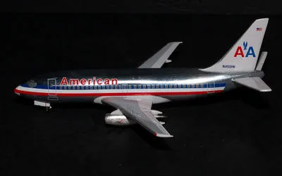 American Airlines Boeing 737-200 N4501W 1:400 Aeroclassics