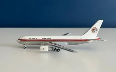 Egyptair Boeing 767-200 SU-GAH 1:400 Aeroclassics