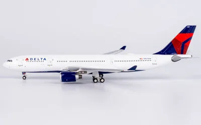 デルタ航空 エアバス A330-200 N857NW