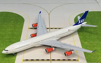 Scandinavian Airlines (SAS) Airbus A340-300 LN-RKF 1:400 JC Wings