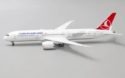 Turkish Airlines Boeing 787-9 TC-LLF 1:400 JC Wings