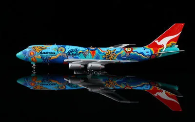 カンタス航空 ボーイング 747-300 VH-EBU
