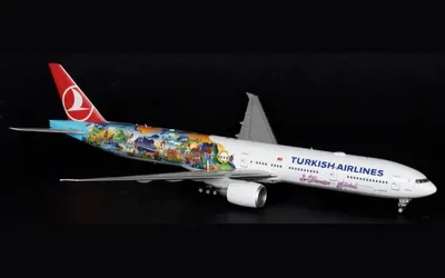 Turkish Airlines Boeing 777-300ER TC-JJU 1:200 JC Wings
