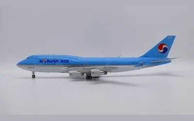 Korean Air Boeing 747-400 HL7461 1:200 JC Wings
