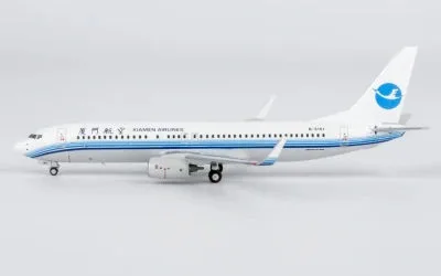 厦門航空 ボーイング 737-800 w/ Winglets B-5151