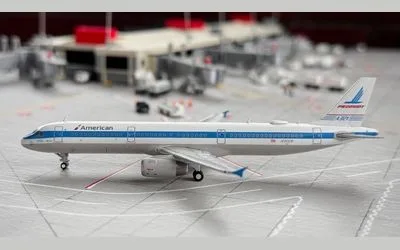 アメリカン航空 エアバス A321 N581UW