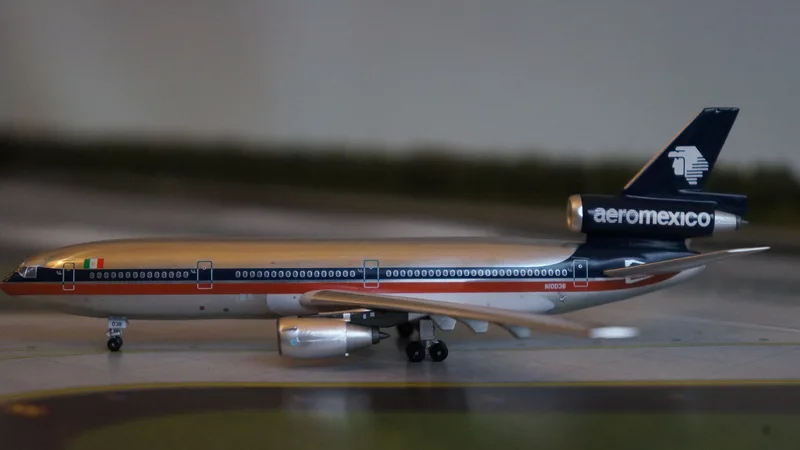 Aeromexico McDonnell Douglas DC-10-10 N10038 1:400 Aeroclassics