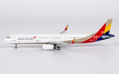 Asiana Airlines Airbus A321 w/ Sharklets HL8038 1:400 NG Models