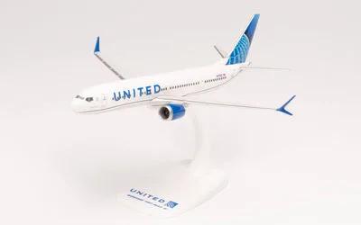ユナイテッド航空 ボーイング 737 MAX 9 N27520