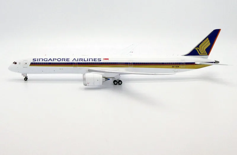 シンガポール航空 ボーイング 787-10 9V-SCM 画像1