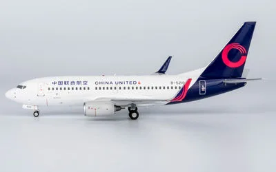 中国聯合航空 ボーイング 737-700 w/ Winglets B-5210