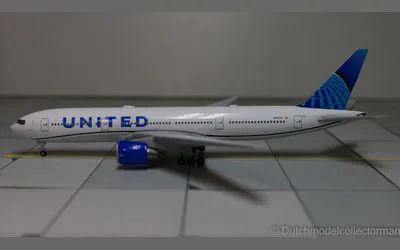 ユナイテッド航空 ボーイング 777-200 N69020