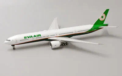 エバー航空 ボーイング 777-300ER ZK-OKT