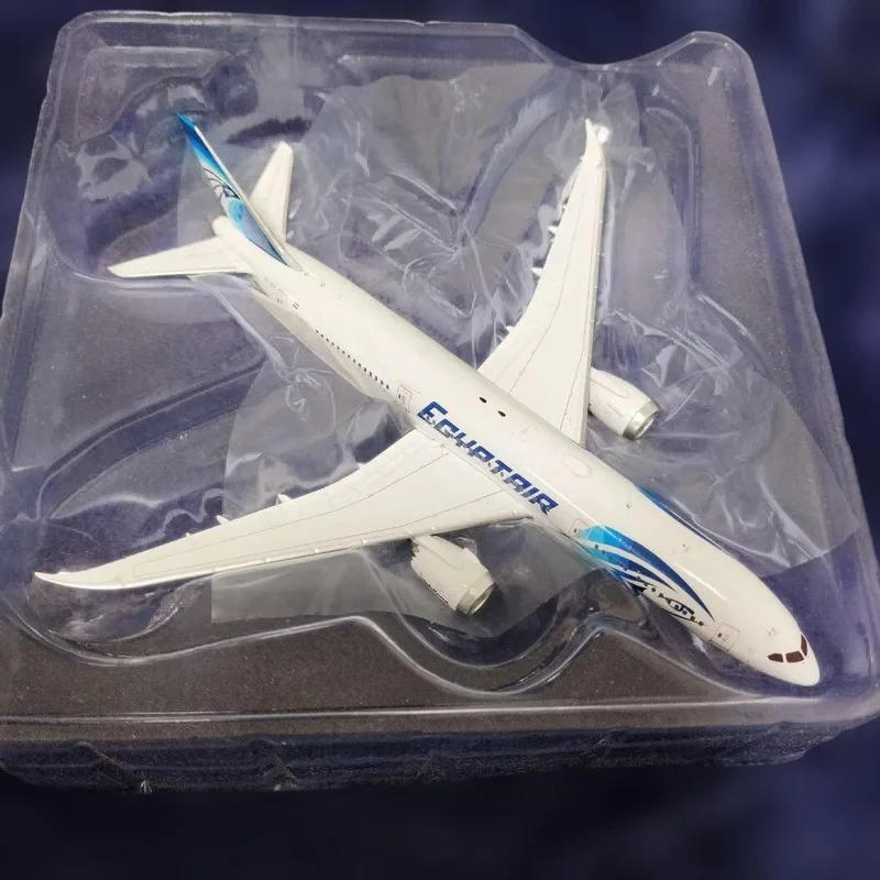 Egyptair ボーイング 787-9 SU-GER