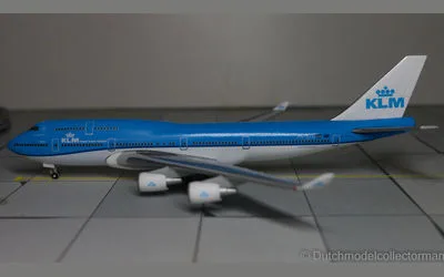 KLMオランダ航空 ボーイング 747-400 PH-BFN