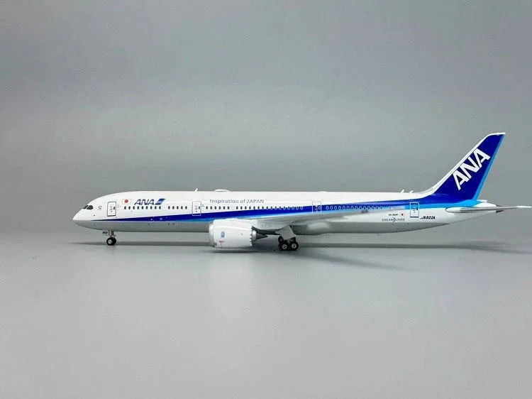 All Nippon Airways (ANA) Boeing 787-9 JA922A 1:400 Phoenix Models