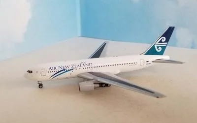 ニュージーランド航空 ボーイング 767-200 ZK-NBC