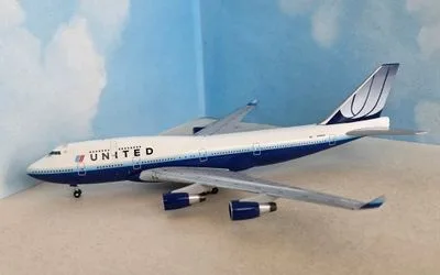 ユナイテッド航空 ボーイング 747-400 N198UA