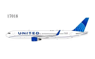 ユナイテッド航空 ボーイング 767-300 w/ Winglets N667UA