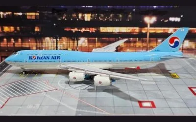 Korean Air Boeing 747-8 HL7633 1:400 HX Models