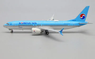 Korean Air Boeing 737 MAX 8 HL8348 1:400 JC Wings