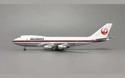 Japan Air Lines Cargo Boeing 747-200F JA8180 1:400 Phoenix Models