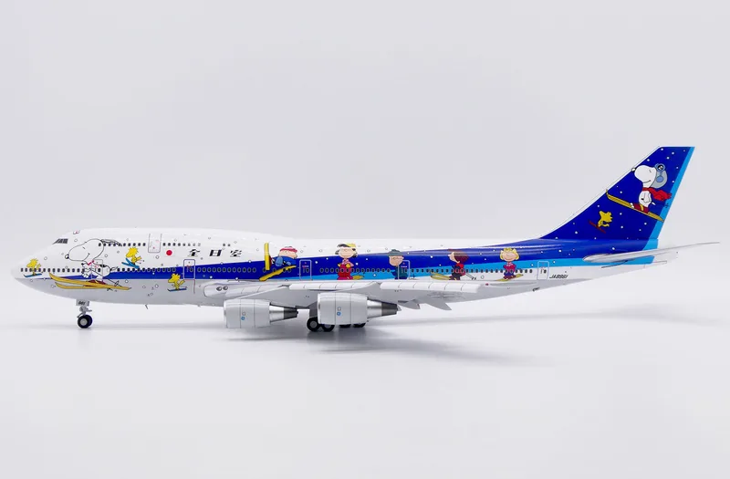 All Nippon Airways (ANA) Boeing 747-400D JA8961 1:200 JC Wings