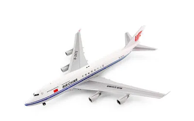 中国国際航空 ボーイング 747-400 B-2472