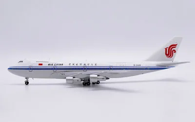 中国国際航空 ボーイング 747-200M B-2446