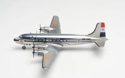 KLMオランダ航空 ダグラス DC-4 PH-TAR