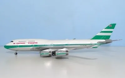 キャセイパシフィック ボーイング 747-400 VR-HOP