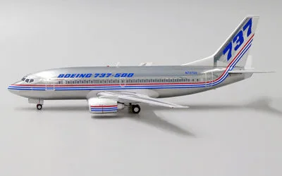 Boeing House Boeing 737-500 N73700 1:200 JC Wings