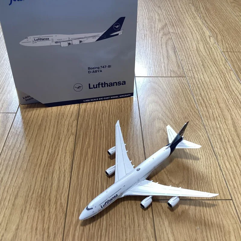 ルフトハンザ航空 ボーイング 747-8 D-ABYA