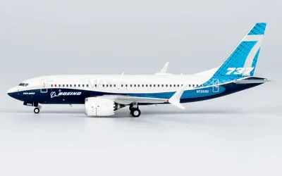 Boeing House Boeing 737 MAX 7 N7202U 1:400 NG Models