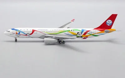 四川航空 エアバス A330-300 B-5945 画像1