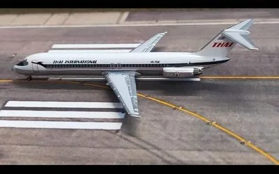 タイ国際航空 ダグラス DC-9-40 HS-TGN 画像1