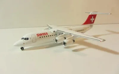 Swiss International Air Lines BAe 146-300 / Avro RJ100 HB-IYZ 1:200 Herpa
