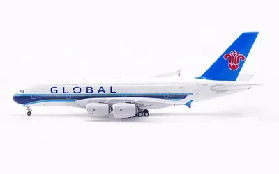 Global Airlines Airbus A380-800 9H-GLOBL 1:400 Aviation400