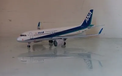 ANA エアバス A320neo JA211A