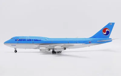 Korean Air Cargo Boeing 747-400BCF HL7486 1:200 JC Wings