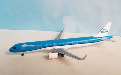 KLMオランダ航空 エアバス A321neo PH-AXA