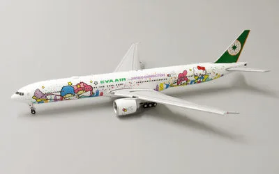 エバー航空 ボーイング 777-300ER B-16722