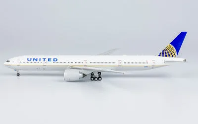 United Airlines Boeing 777-300ER N2331U 1:400 NG Models