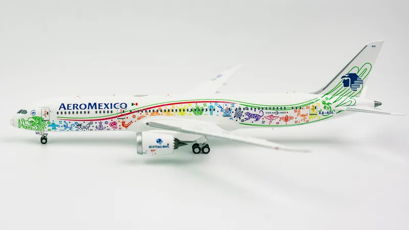 Aeromexico Boeing 787-9 XA-ADL 1:400 NG Models