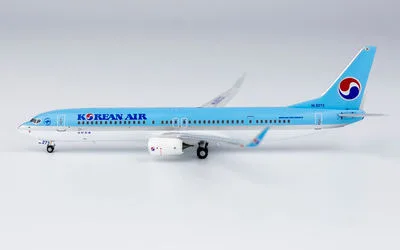 Korean Air Boeing 737-900 w/ Winglets HL8273 1:400 NG Models