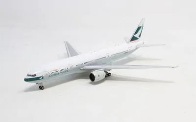 キャセイパシフィック ボーイング 777-200 B-HNL 画像1